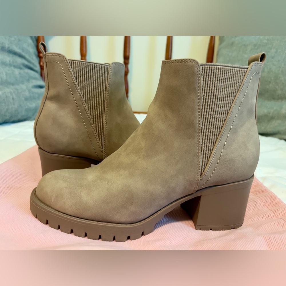 Chunky heel, pull on ankle boot by MIA.